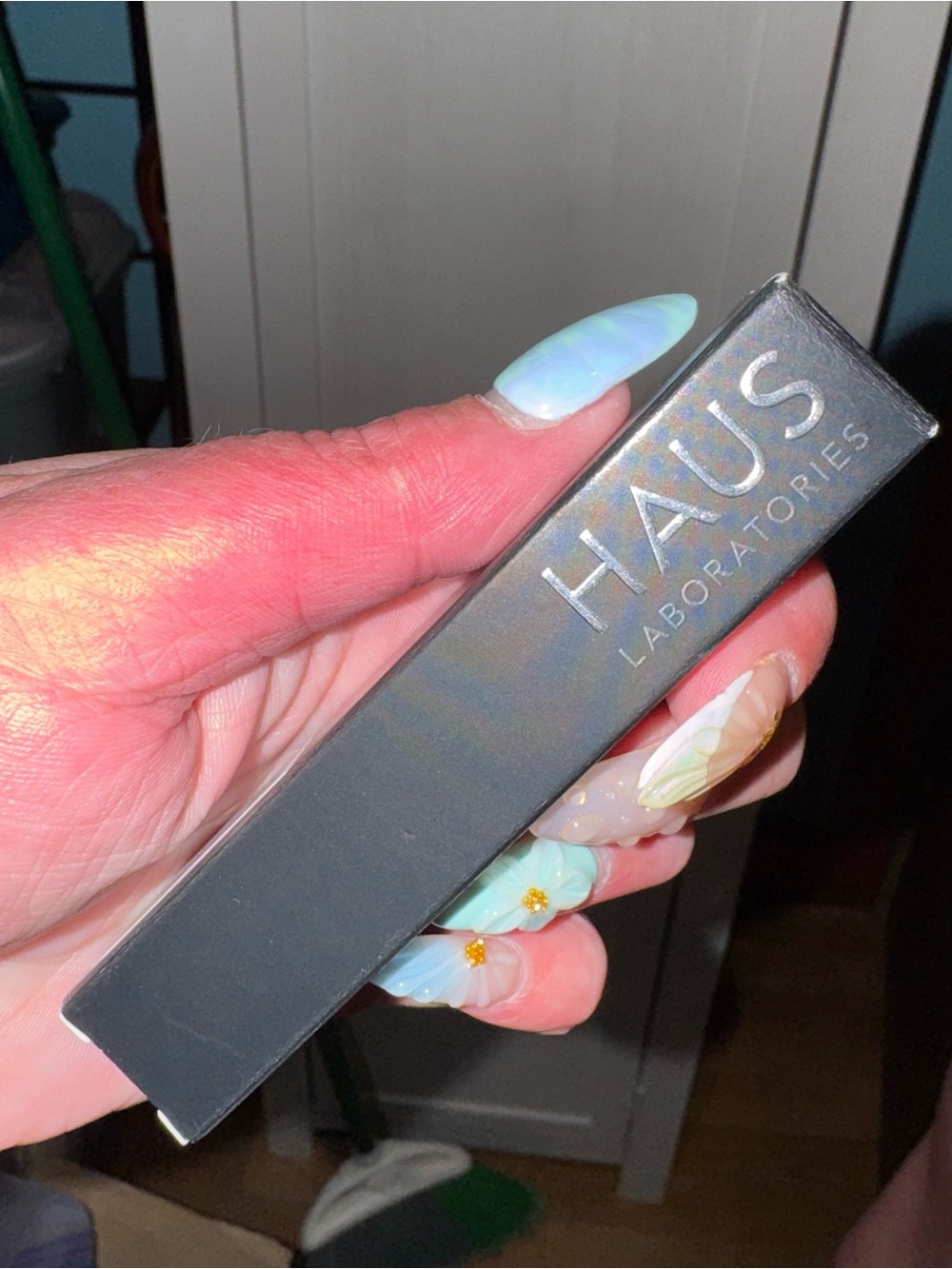 Glam attack liquid shadow - Picture 2 of 5